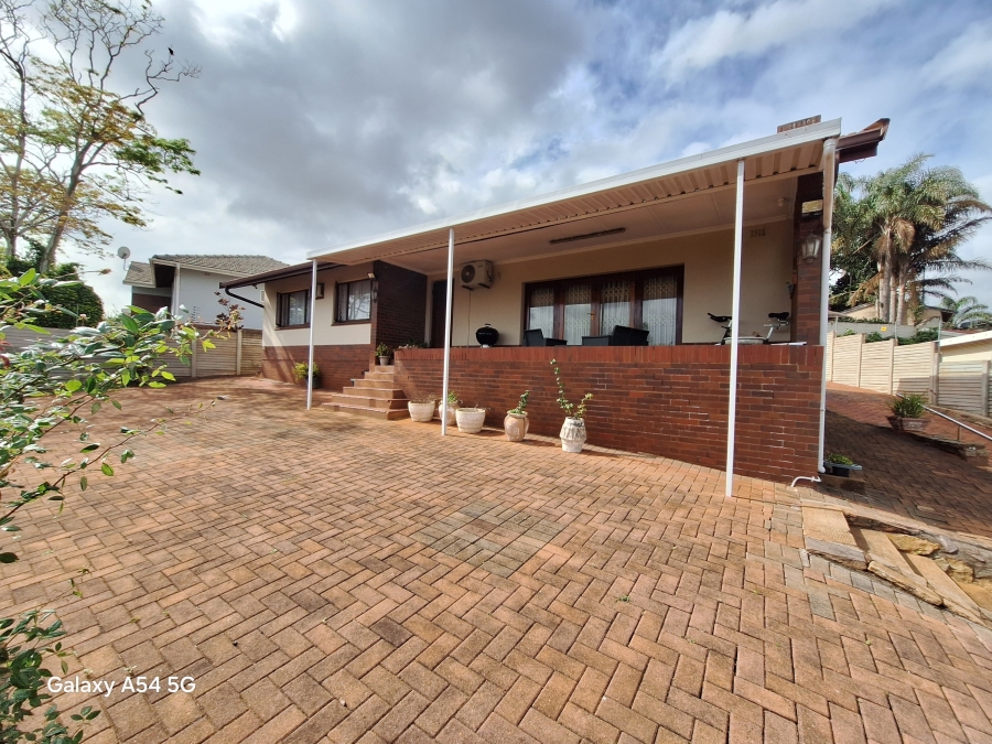 4 Bedroom Property for Sale in Glenmore KwaZulu-Natal