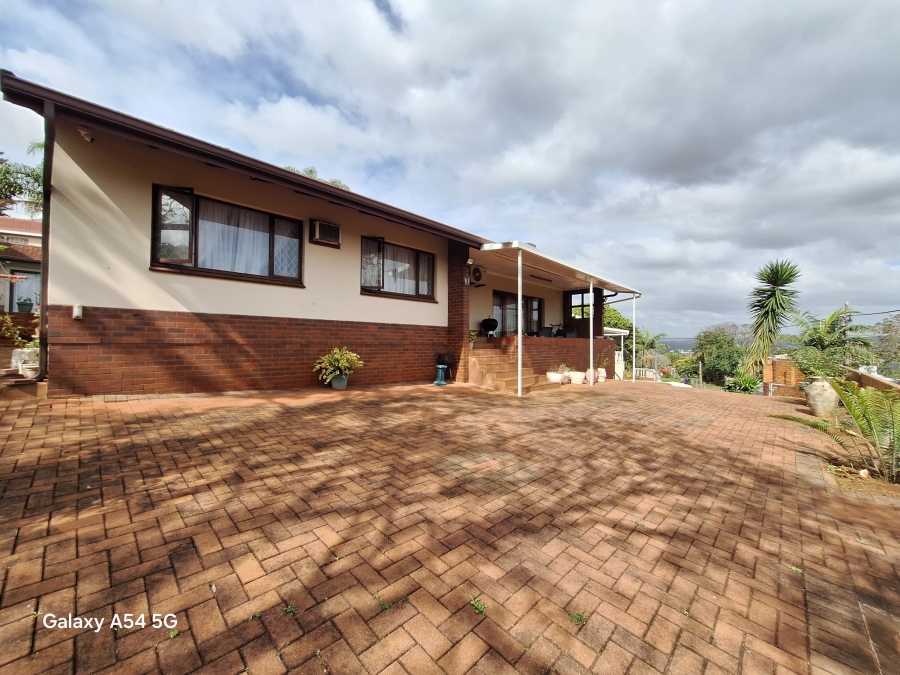 4 Bedroom Property for Sale in Glenmore KwaZulu-Natal