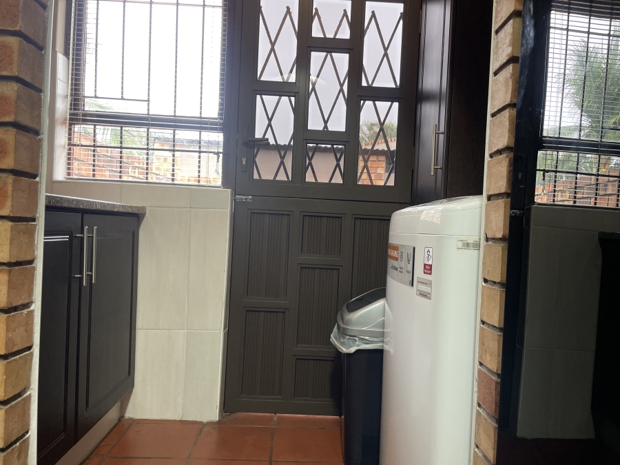 2 Bedroom Property for Sale in Birdswood KwaZulu-Natal