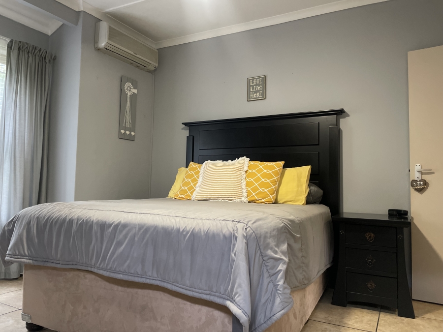 2 Bedroom Property for Sale in Birdswood KwaZulu-Natal