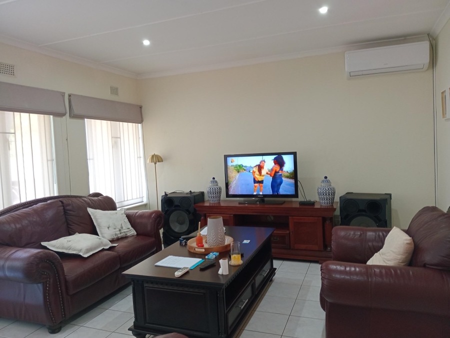 5 Bedroom Property for Sale in Shallcross KwaZulu-Natal