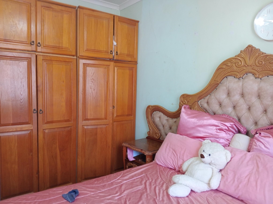 5 Bedroom Property for Sale in Shallcross KwaZulu-Natal