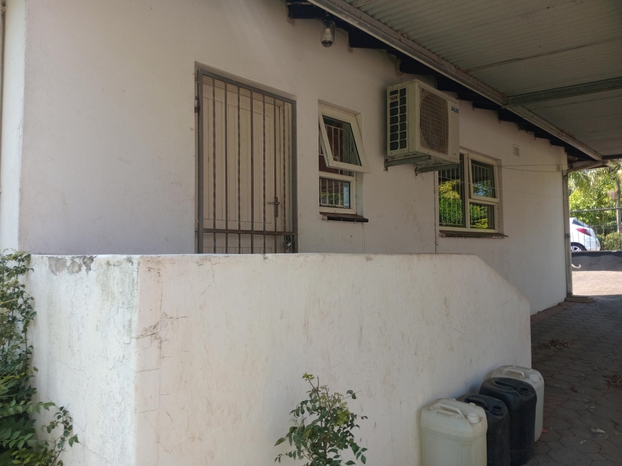 5 Bedroom Property for Sale in Shallcross KwaZulu-Natal