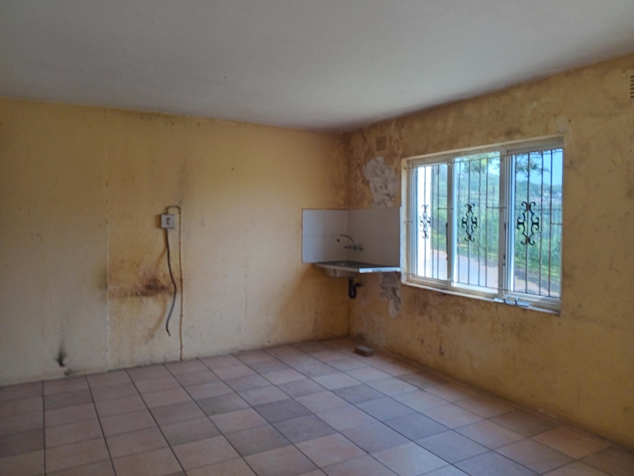 5 Bedroom Property for Sale in Shallcross KwaZulu-Natal