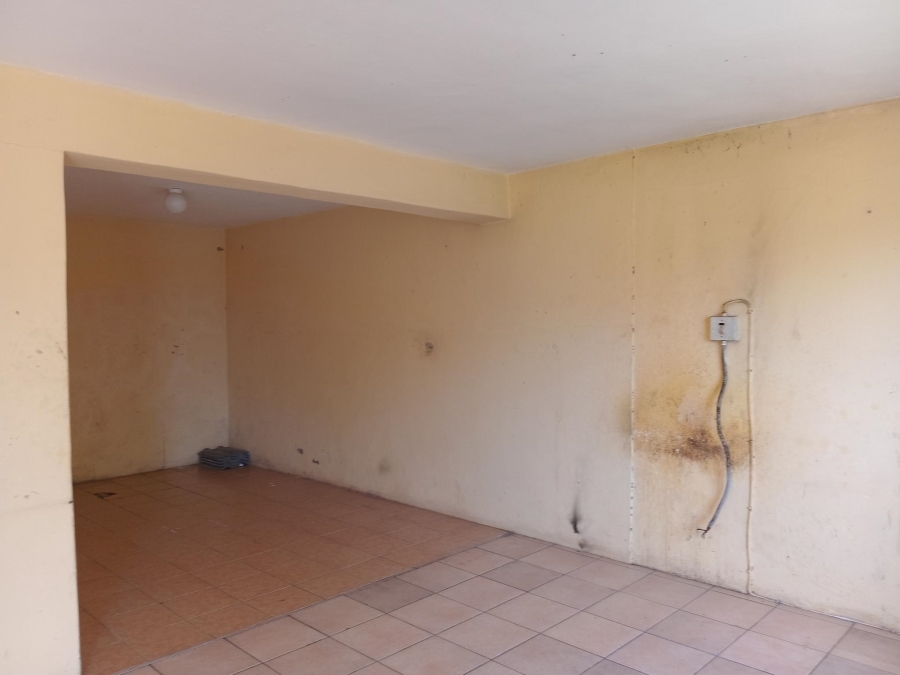 5 Bedroom Property for Sale in Shallcross KwaZulu-Natal