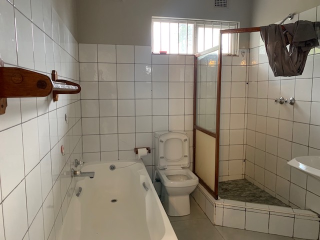 To Let 1 Bedroom Property for Rent in Cowies Hill KwaZulu-Natal