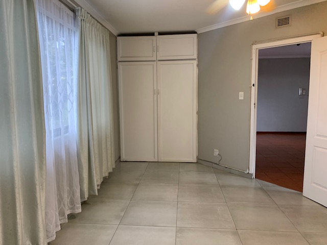 To Let 1 Bedroom Property for Rent in Cowies Hill KwaZulu-Natal