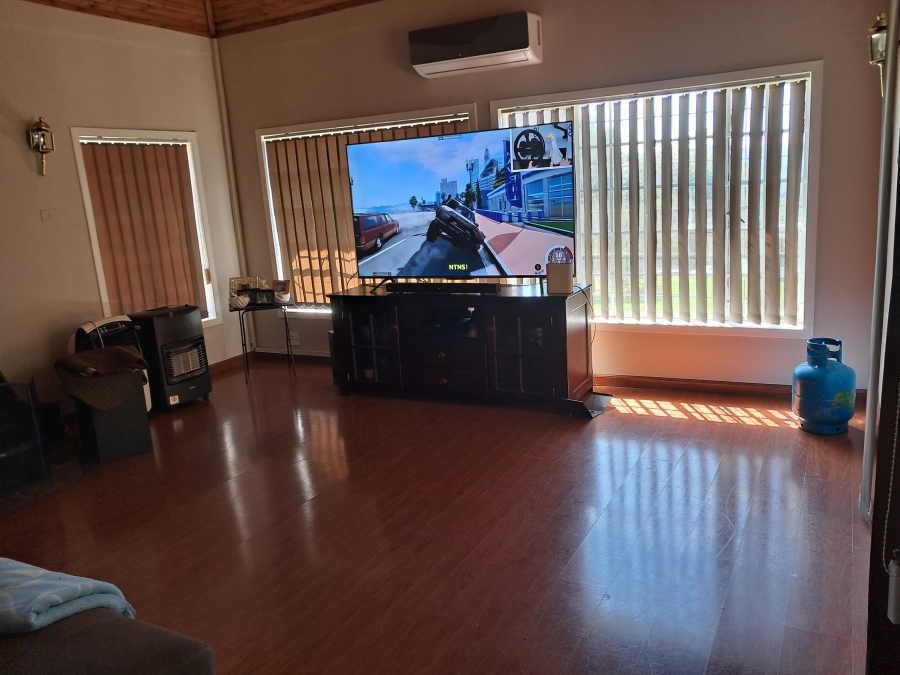 4 Bedroom Property for Sale in Albert Falls KwaZulu-Natal