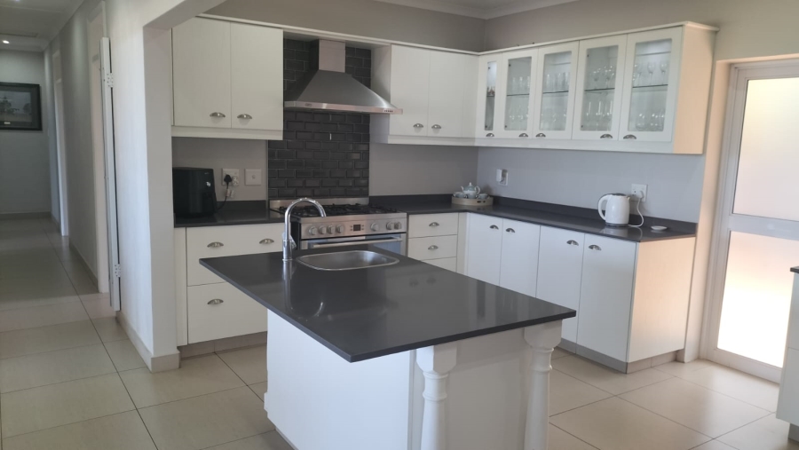 4 Bedroom Property for Sale in Ballito Central KwaZulu-Natal