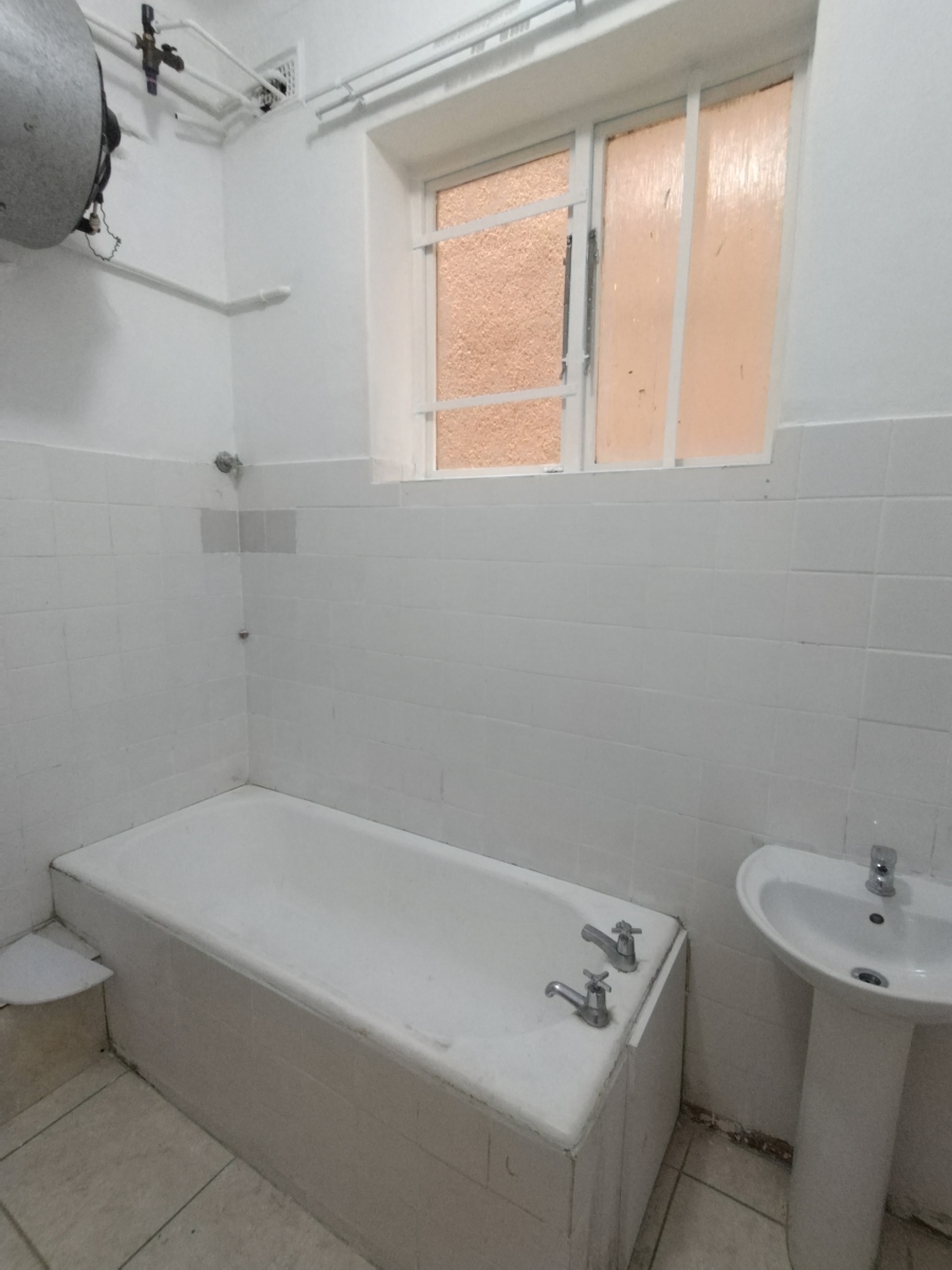 2 Bedroom Property for Sale in Durban Central KwaZulu-Natal