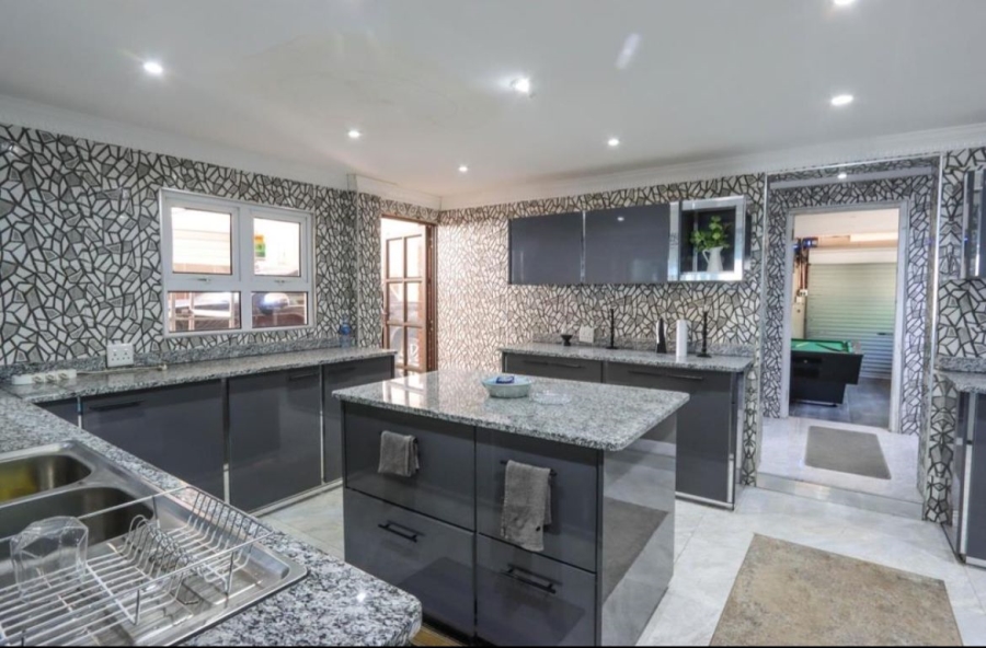 3 Bedroom Property for Sale in Bluff KwaZulu-Natal