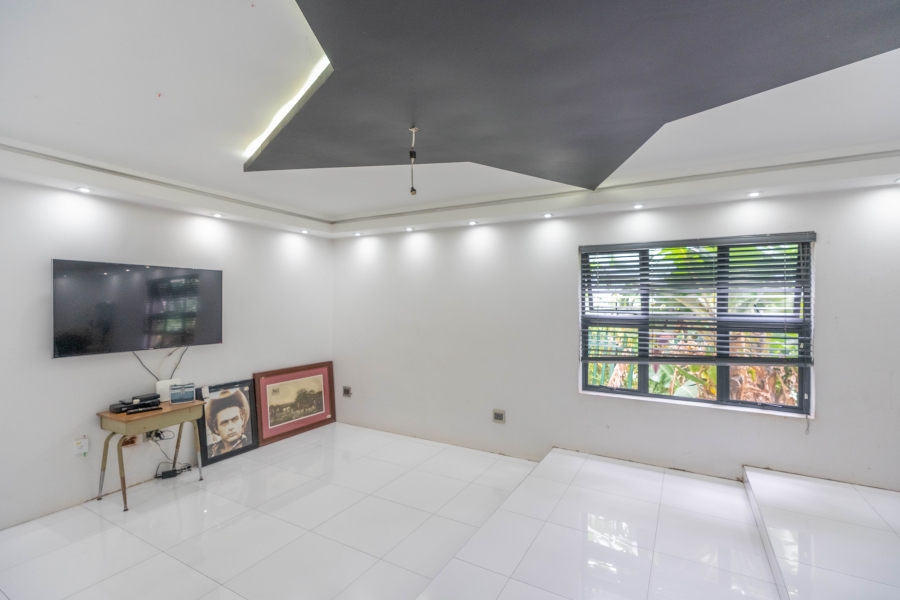 3 Bedroom Property for Sale in Reservoir Hills KwaZulu-Natal