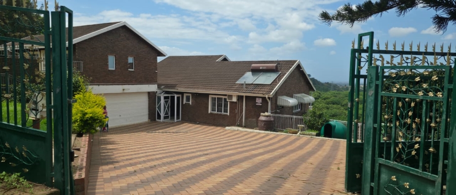 5 Bedroom Property for Sale in Shallcross KwaZulu-Natal