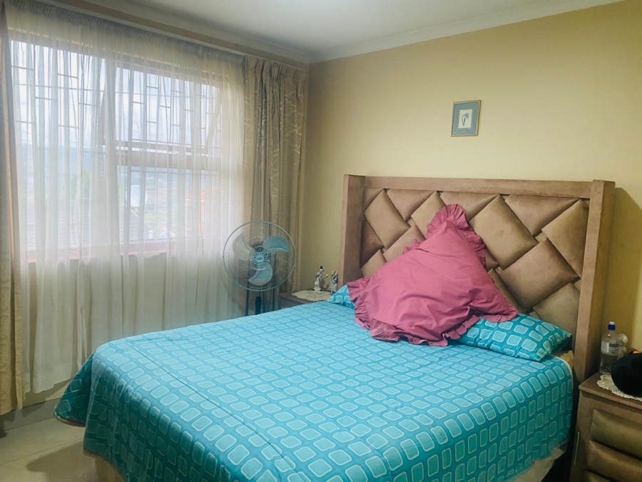 3 Bedroom Property for Sale in Earlsfield KwaZulu-Natal