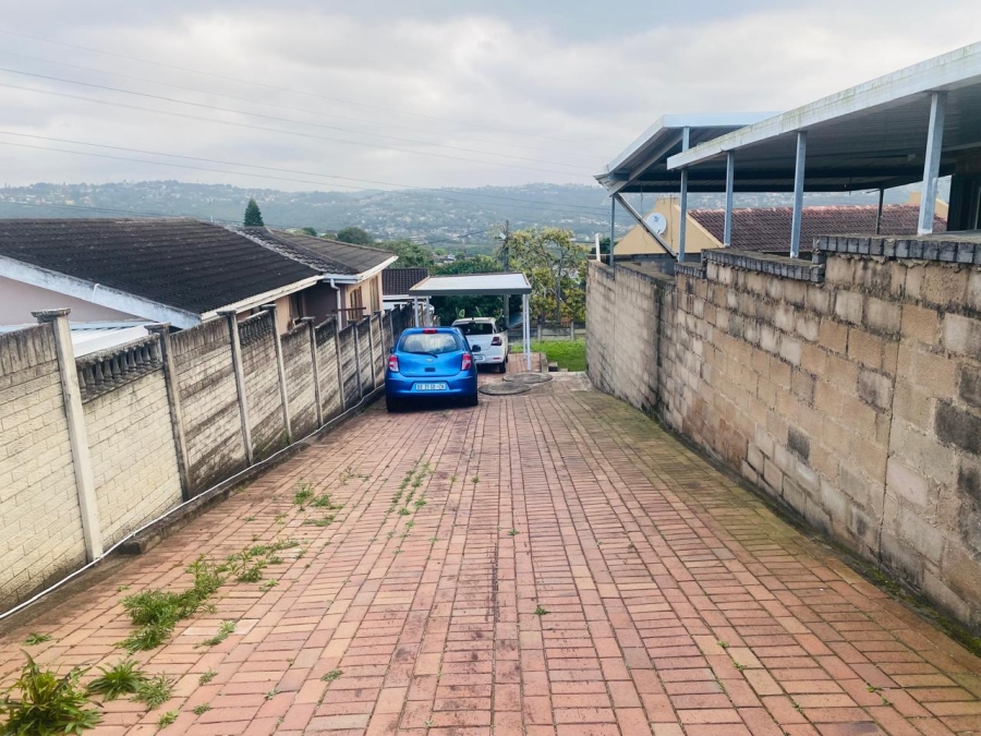 3 Bedroom Property for Sale in Earlsfield KwaZulu-Natal