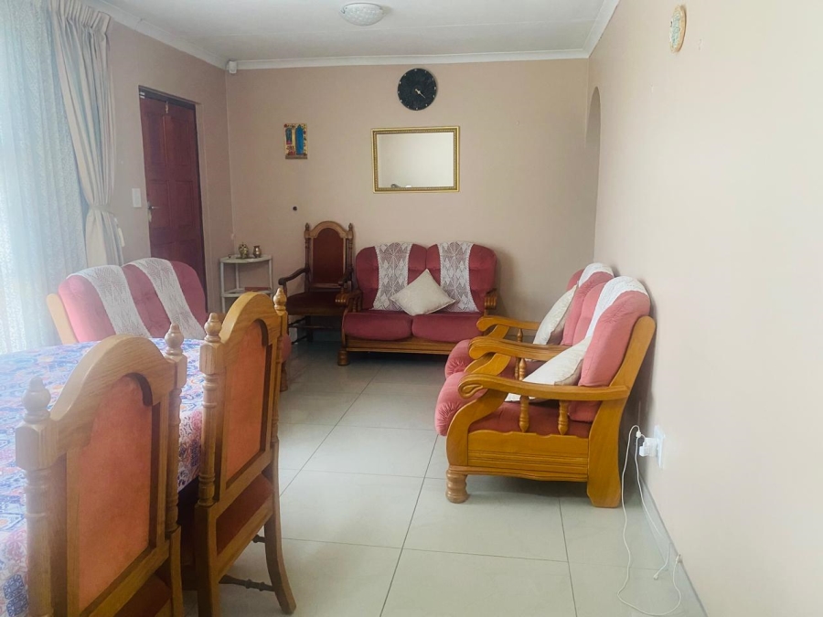 3 Bedroom Property for Sale in Earlsfield KwaZulu-Natal