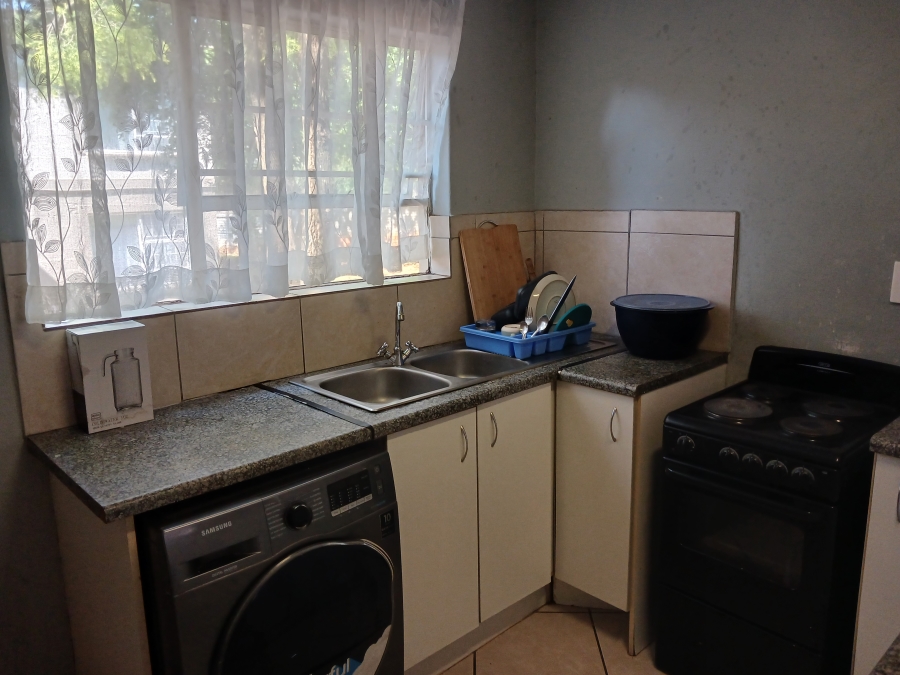 2 Bedroom Property for Sale in Sunnyridge KwaZulu-Natal