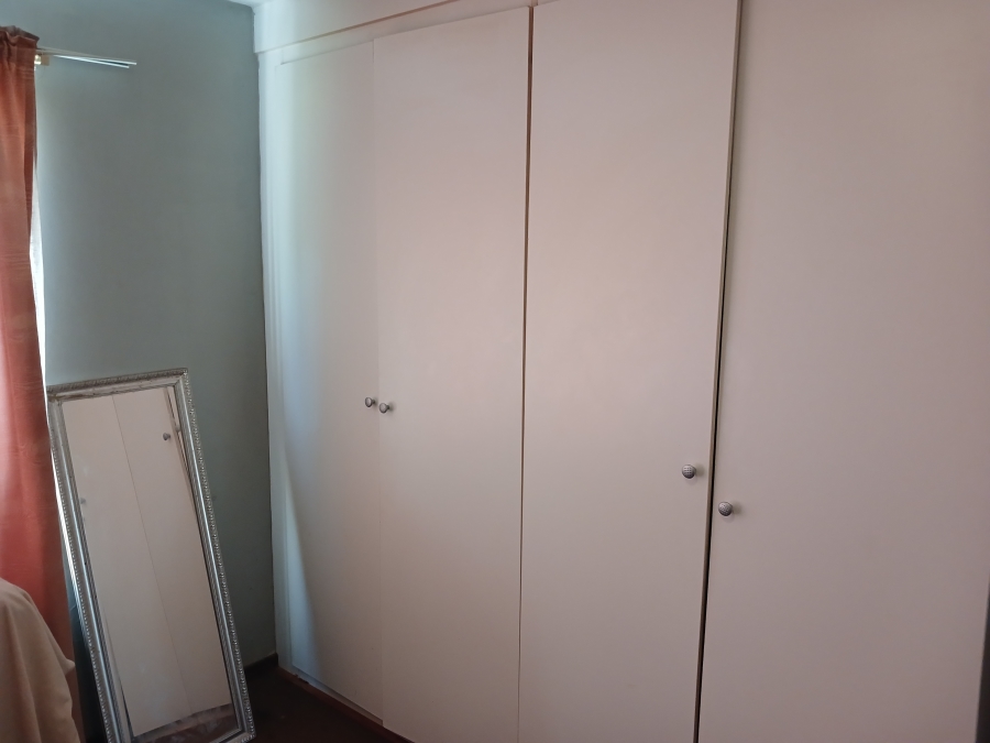 2 Bedroom Property for Sale in Sunnyridge KwaZulu-Natal