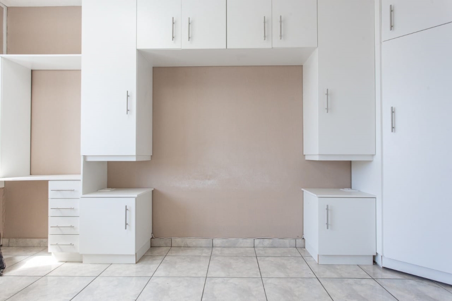 1 Bedroom Property for Sale in Amanzimtoti KwaZulu-Natal