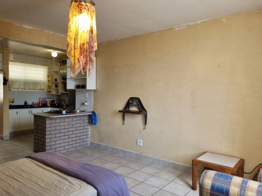 1 Bedroom Property for Sale in Amanzimtoti KwaZulu-Natal