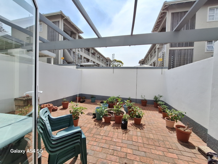 2 Bedroom Property for Sale in Glenwood KwaZulu-Natal