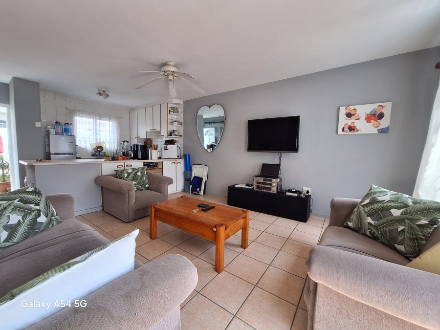 2 Bedroom Property for Sale in Glenwood KwaZulu-Natal