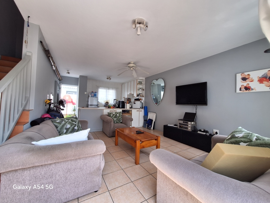 2 Bedroom Property for Sale in Glenwood KwaZulu-Natal