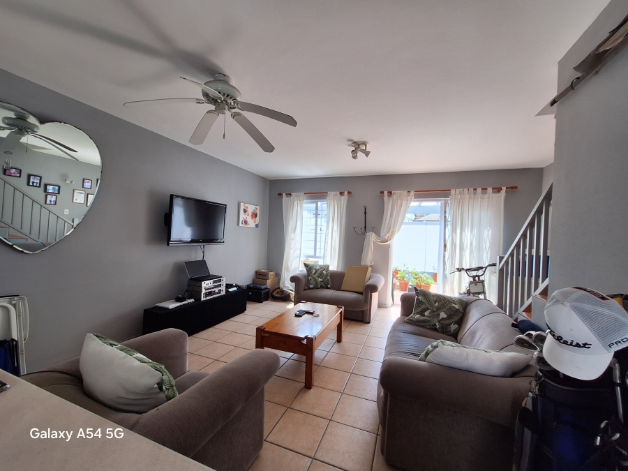 2 Bedroom Property for Sale in Glenwood KwaZulu-Natal