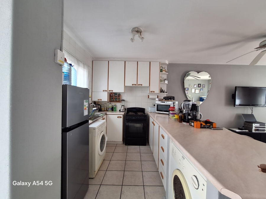 2 Bedroom Property for Sale in Glenwood KwaZulu-Natal