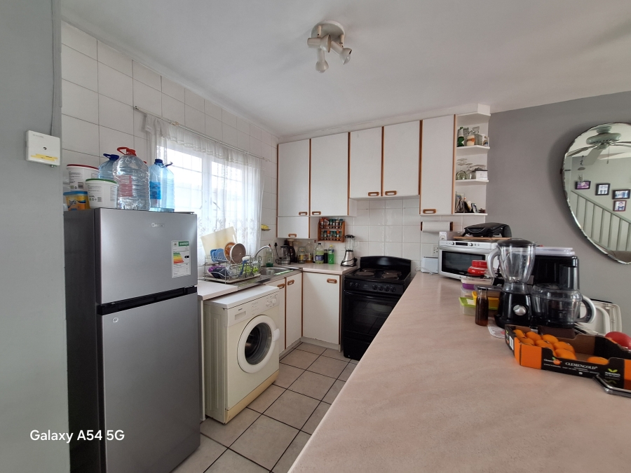 2 Bedroom Property for Sale in Glenwood KwaZulu-Natal