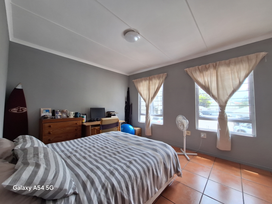 2 Bedroom Property for Sale in Glenwood KwaZulu-Natal