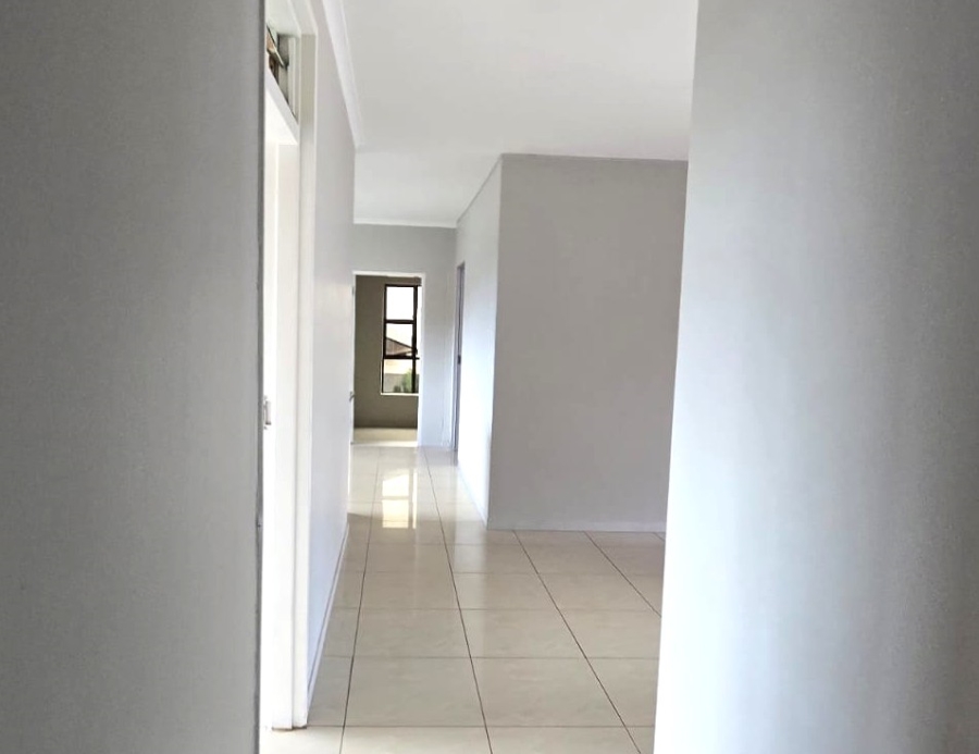 To Let 4 Bedroom Property for Rent in Glen Hills KwaZulu-Natal