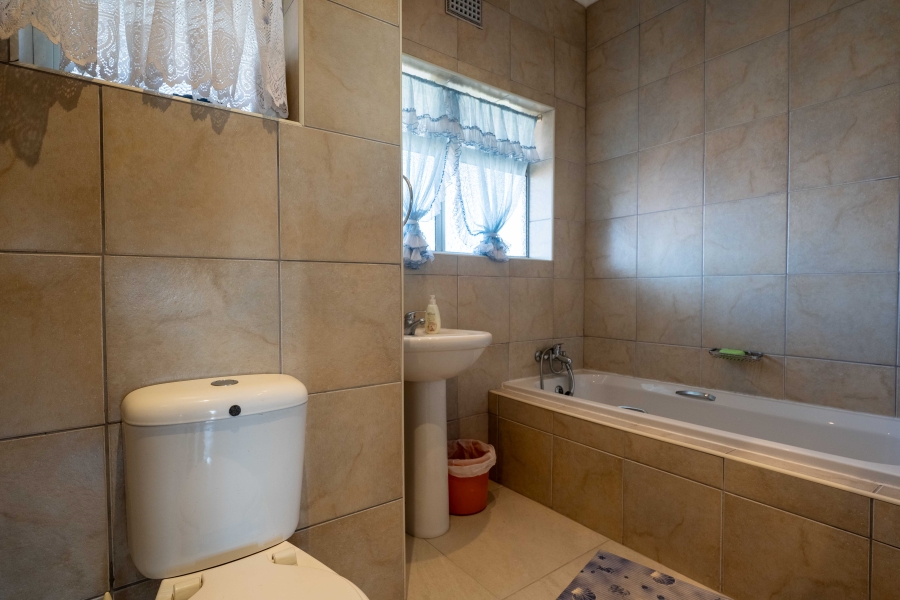 2 Bedroom Property for Sale in Scottburgh Central KwaZulu-Natal