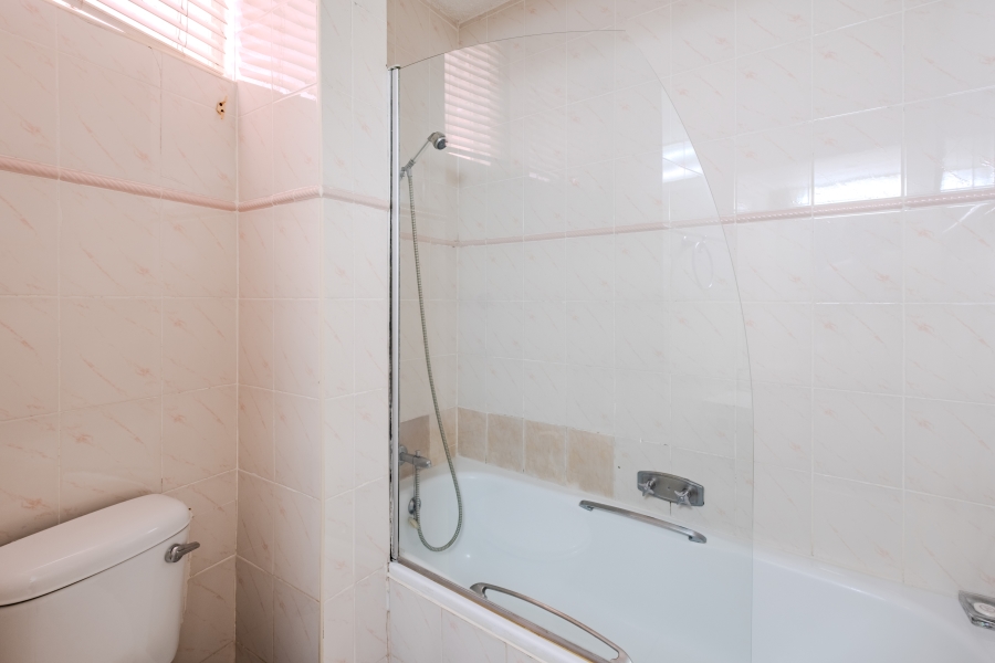 2 Bedroom Property for Sale in Umhlanga KwaZulu-Natal