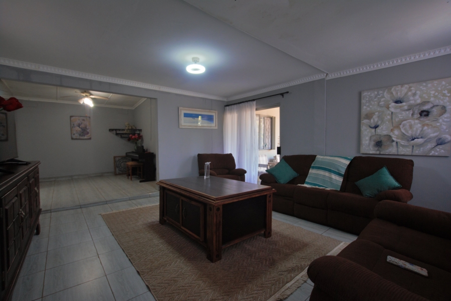 3 Bedroom Property for Sale in Umkomaas KwaZulu-Natal