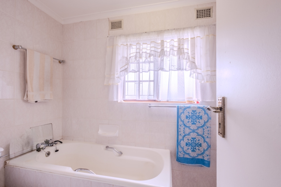 3 Bedroom Property for Sale in Glen Hills KwaZulu-Natal