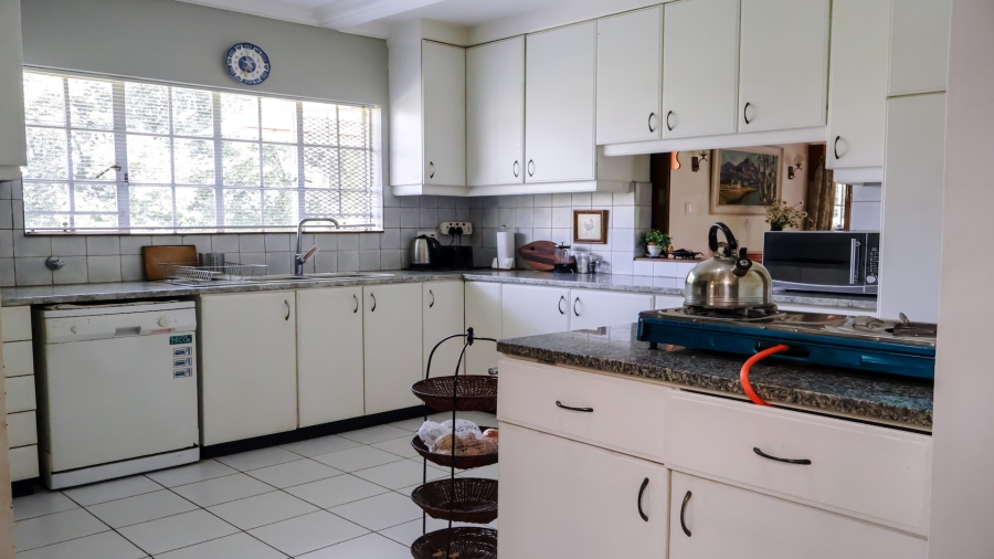 4 Bedroom Property for Sale in Greendale KwaZulu-Natal