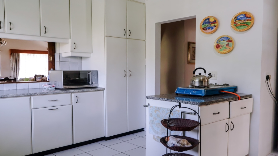 4 Bedroom Property for Sale in Greendale KwaZulu-Natal