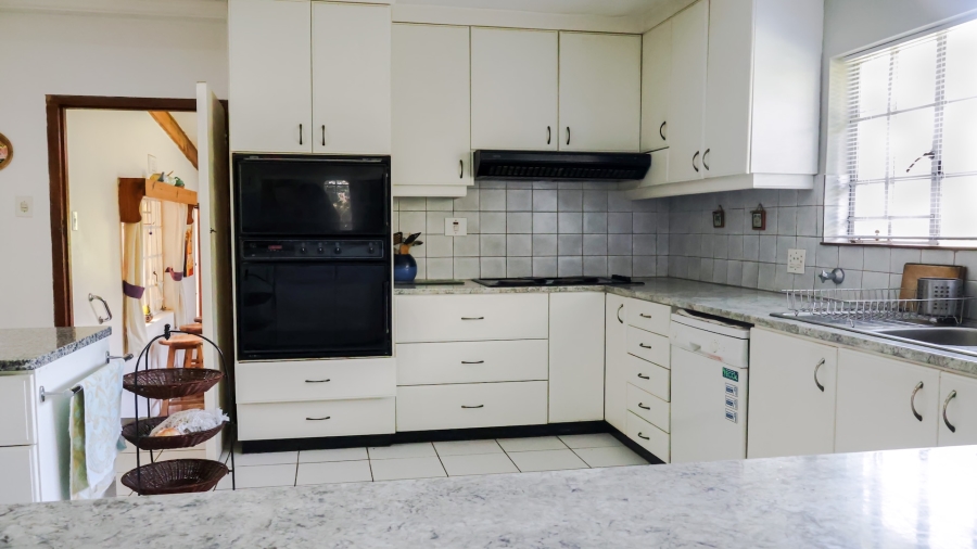 4 Bedroom Property for Sale in Greendale KwaZulu-Natal