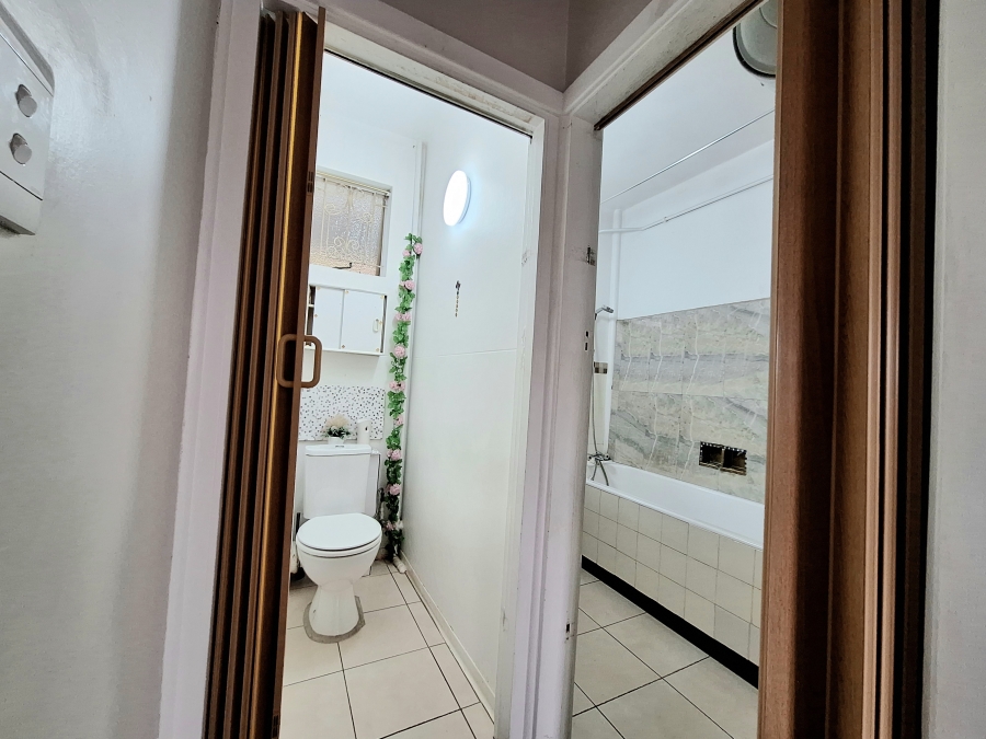 To Let 2 Bedroom Property for Rent in Glenwood KwaZulu-Natal