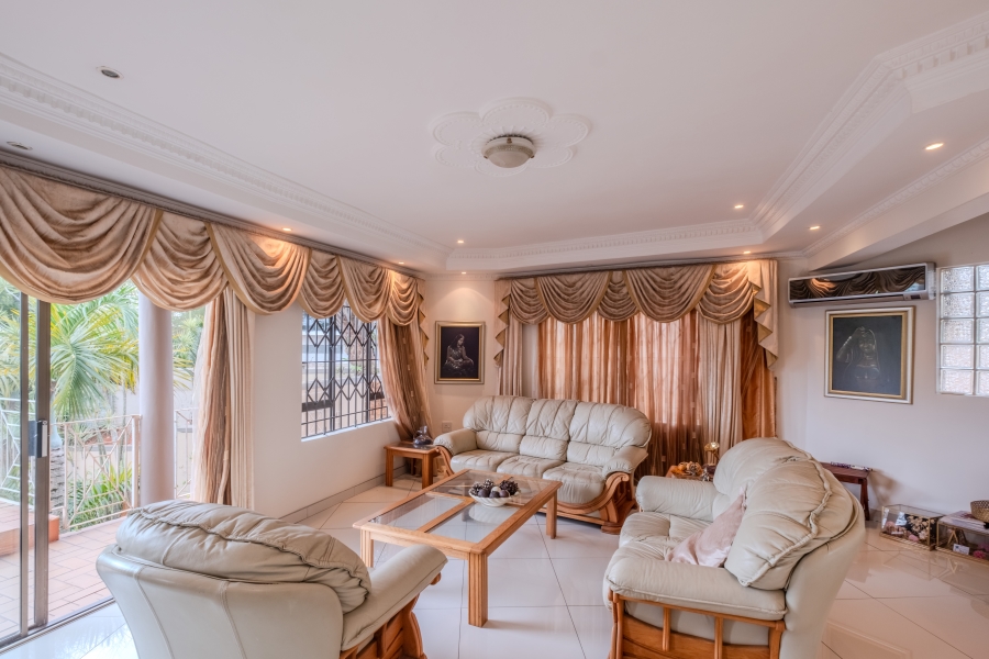 4 Bedroom Property for Sale in Umhlanga KwaZulu-Natal