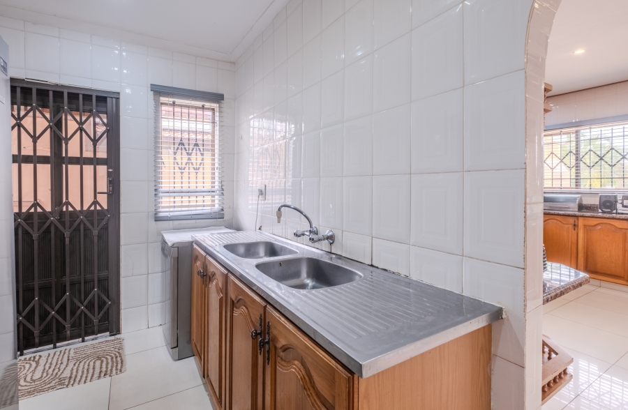 4 Bedroom Property for Sale in Umhlanga KwaZulu-Natal