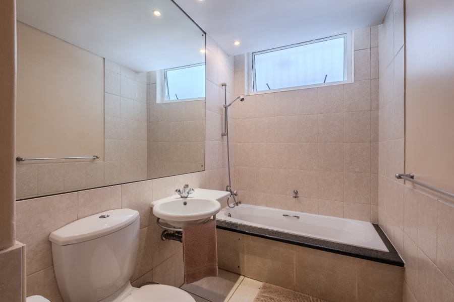 2 Bedroom Property for Sale in Umhlanga KwaZulu-Natal