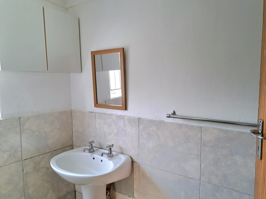 3 Bedroom Property for Sale in Lennoxton KwaZulu-Natal