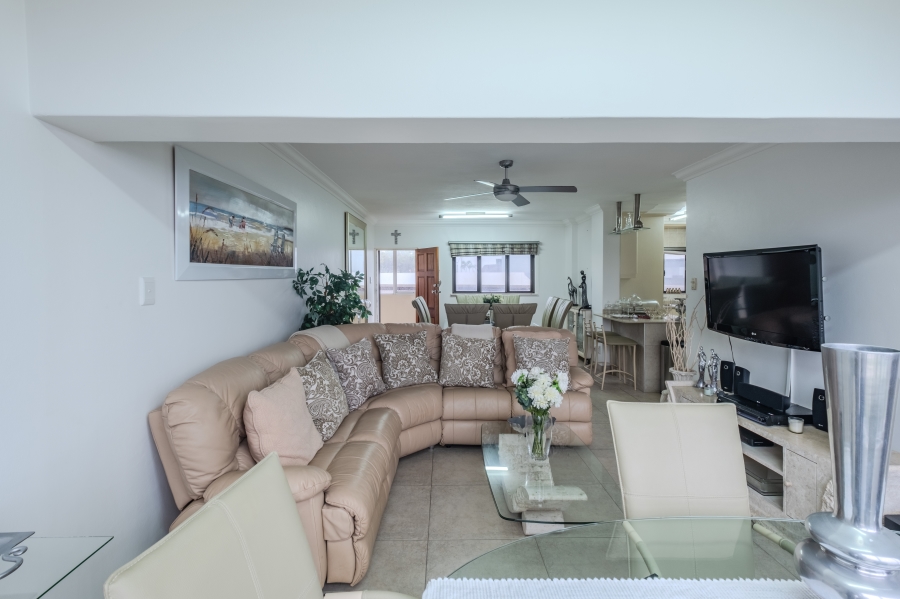 2 Bedroom Property for Sale in Umhlanga KwaZulu-Natal