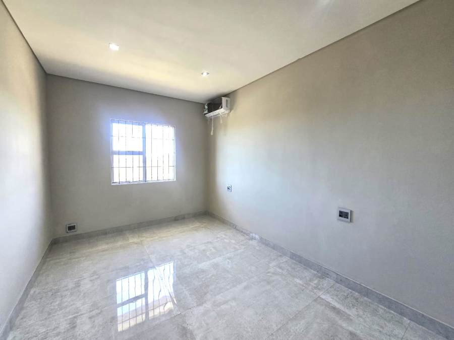 To Let 2 Bedroom Property for Rent in Athlone KwaZulu-Natal