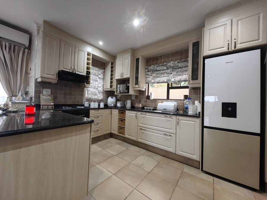 3 Bedroom Property for Sale in Pennington KwaZulu-Natal