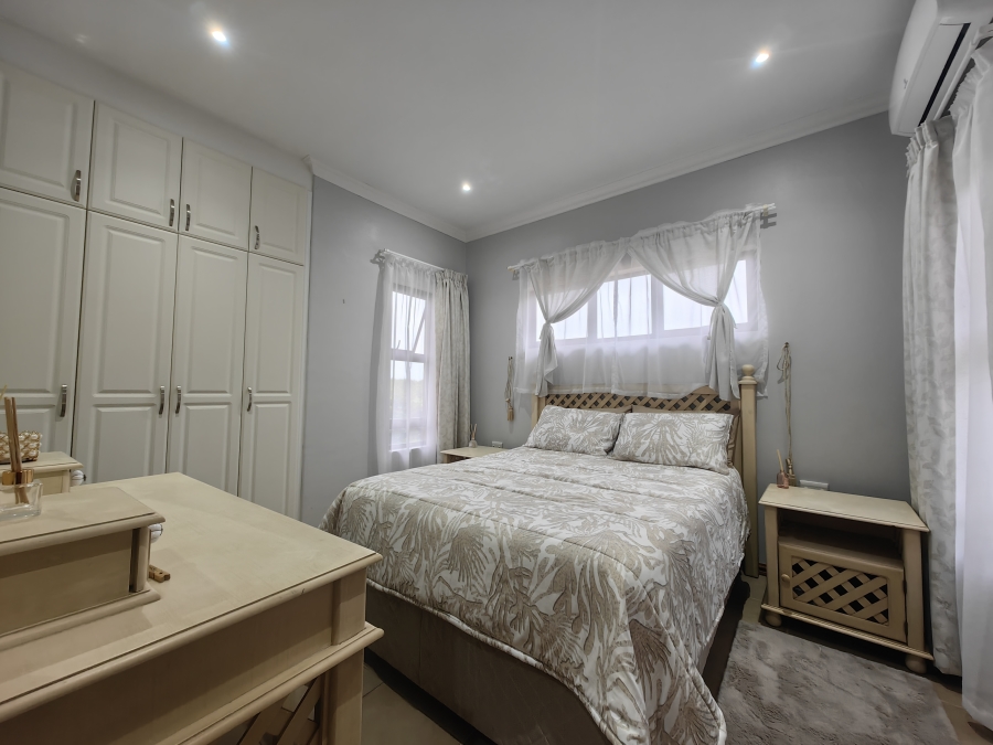 3 Bedroom Property for Sale in Pennington KwaZulu-Natal