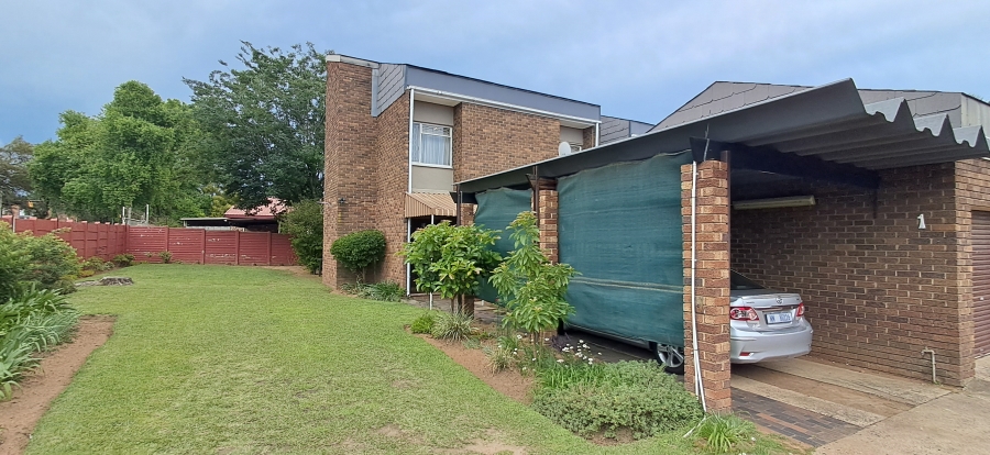 3 Bedroom Property for Sale in Huttenheights KwaZulu-Natal