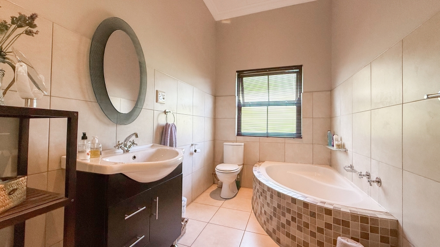 4 Bedroom Property for Sale in Intaba Ridge Secure Eco Estate KwaZulu-Natal